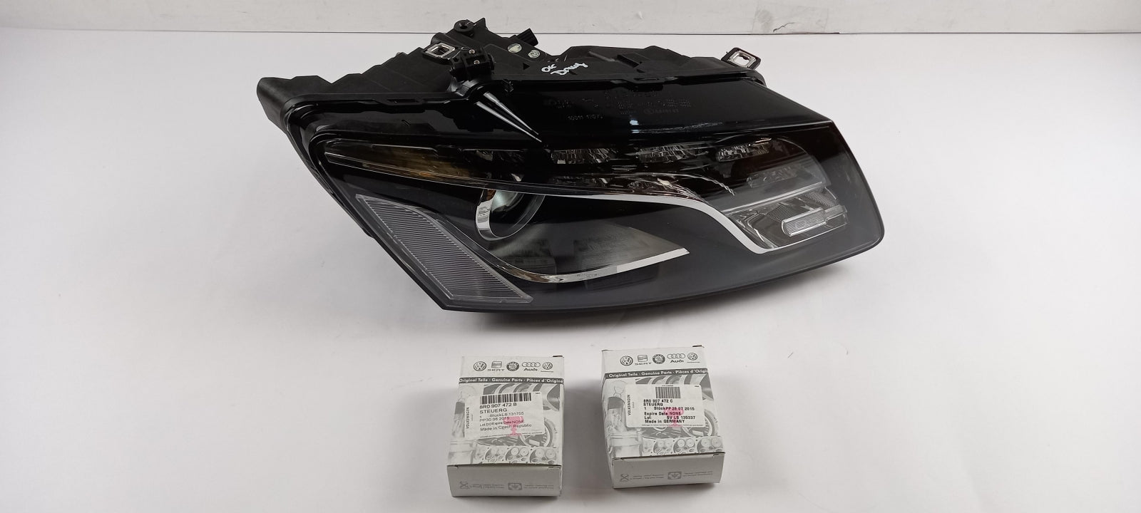 Original AUDI Q5 I (2009-2012) Frontscheinwerfer Scheinwerfer Rechts 8R0998030J