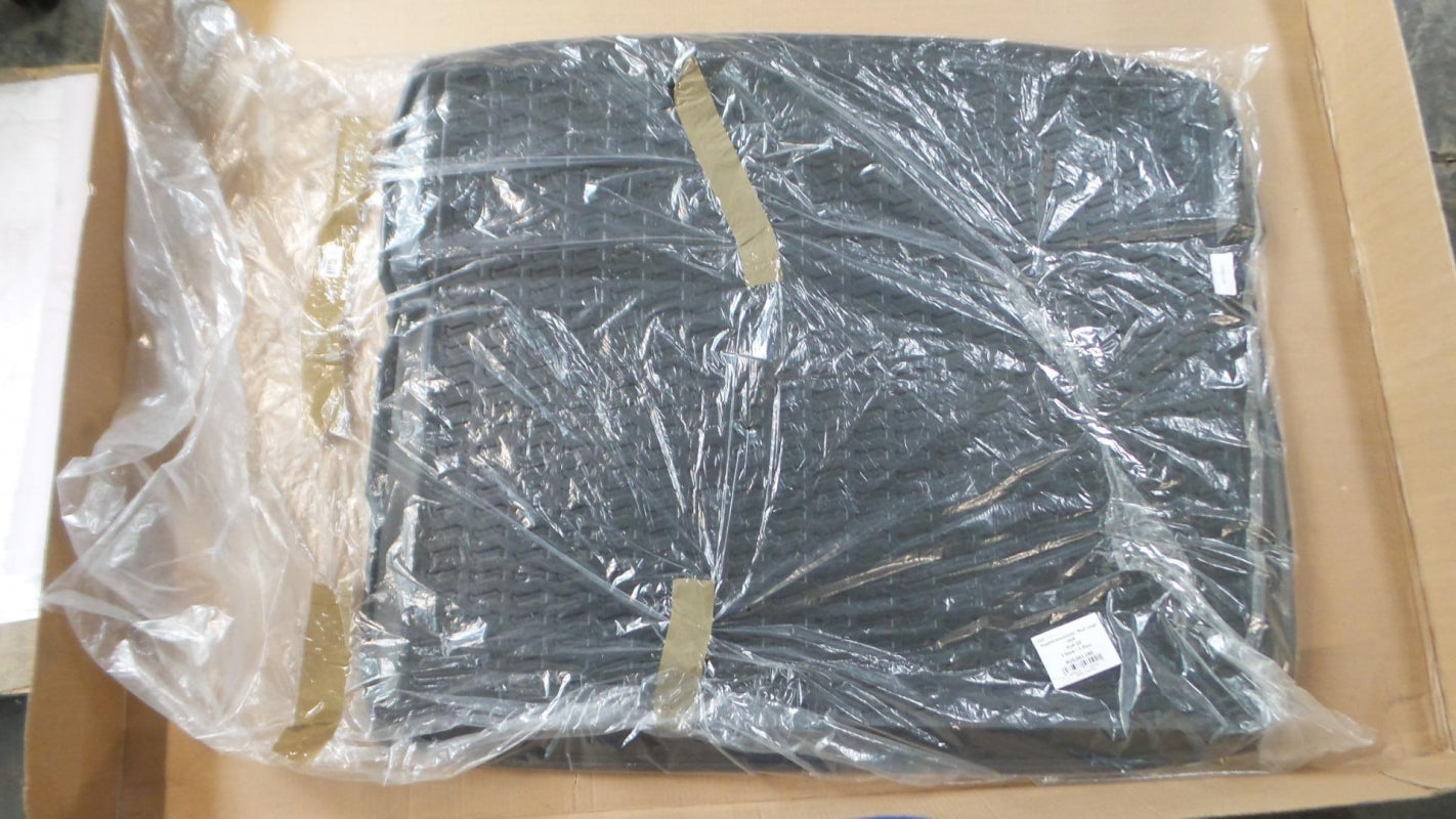 Original OE Volkswagen Gepäckraumwanne 8U0061180
