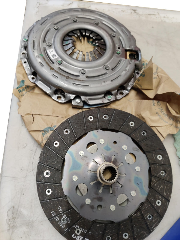 Original OE RENAULT Kupplungssatz 302053202R