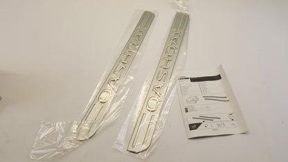 Original NISSAN Qashqai 2021> Eingangstür-Schutzvorrichtungen Satz KE9676U100