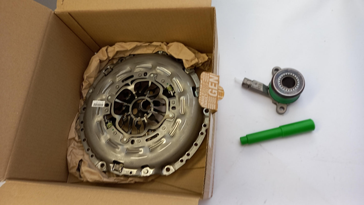 Original OE RENAULT Kupplungssatz 302188875R