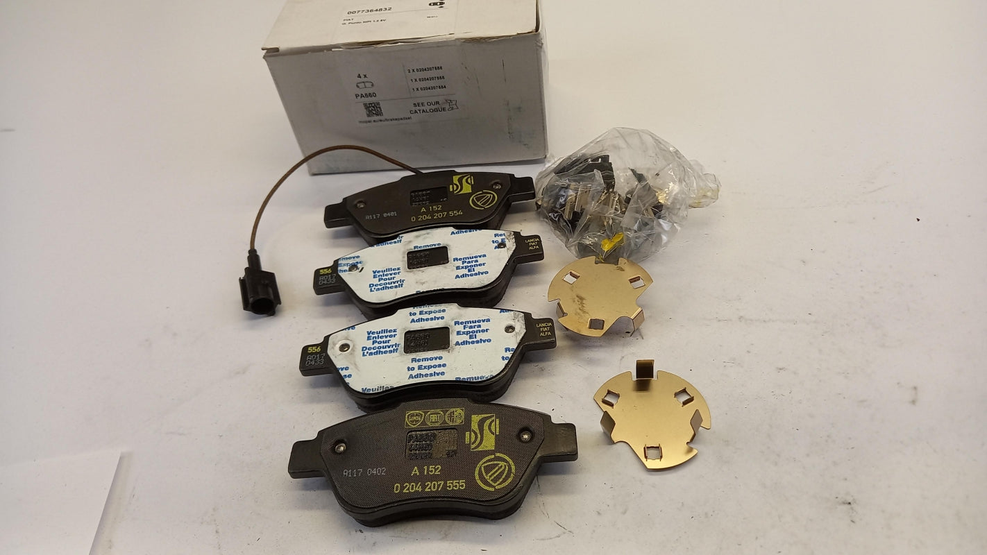 Original FIAT Grande Punto brake pads front brake pad set 77364832 