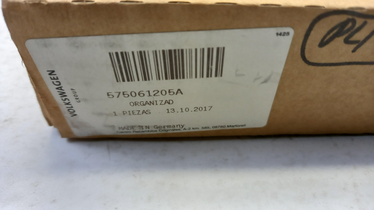 Original SEAT Ateca 2017-2020 Splitter von Kofferraum 575061205A