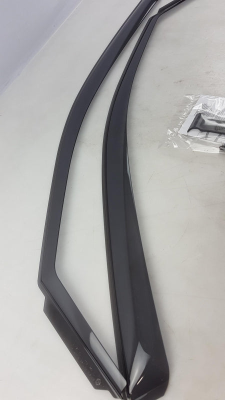 Original OE Volkswagen Windabweiser 2GM072193
