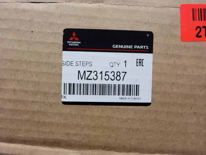 Original OE MITSUBISHI ASX Trittbrett MZ315387