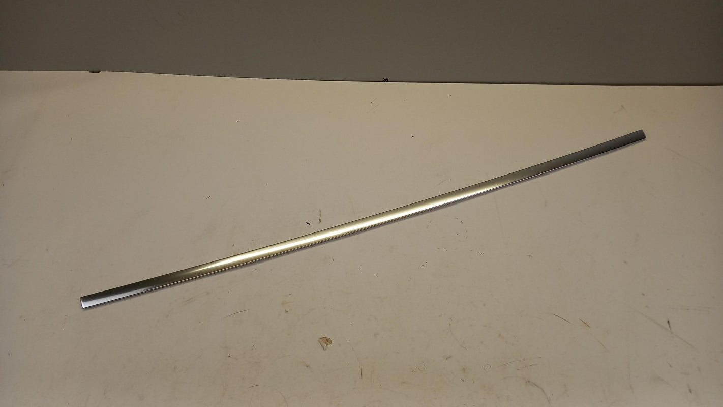 Original MERCEDES-BENZ GLB X247 Tür Zierstab oben hinten rechts A2477353200