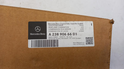 Original MERCEDES-BENZ E-klasse C238 Heckleuchte hinten rechts A2389066601