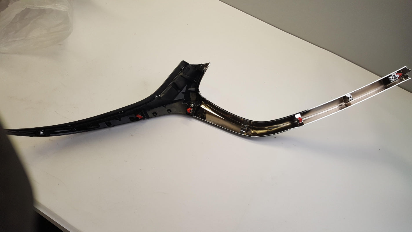 Original OE MAZDA Kühlergrill Zierleiste BCKA507K0C