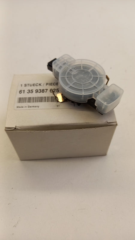 Original BMW F20-F23 F30 F31-F34 F36 F45 F46 F87 X1 F48 Regensensor 61359387625