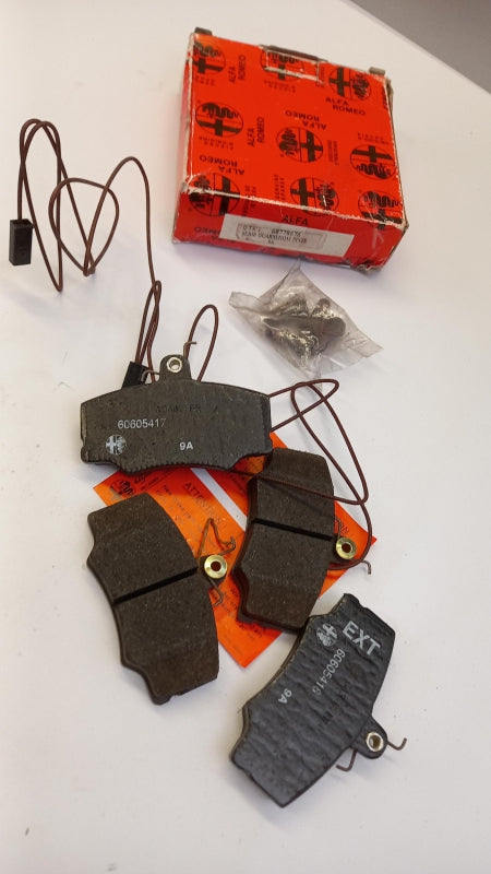 Original ALFA ROMEO 33 Bremsbeläge vorne 60778676