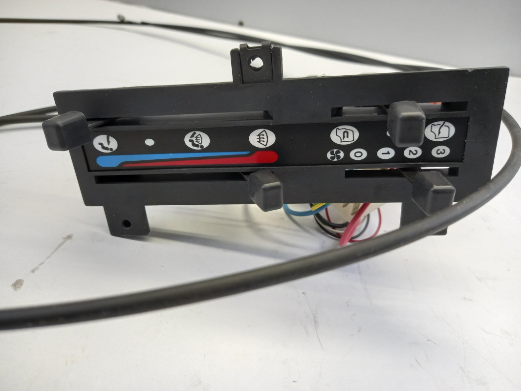 Original OE NISSAN Heizungsbetätigung 275009X600