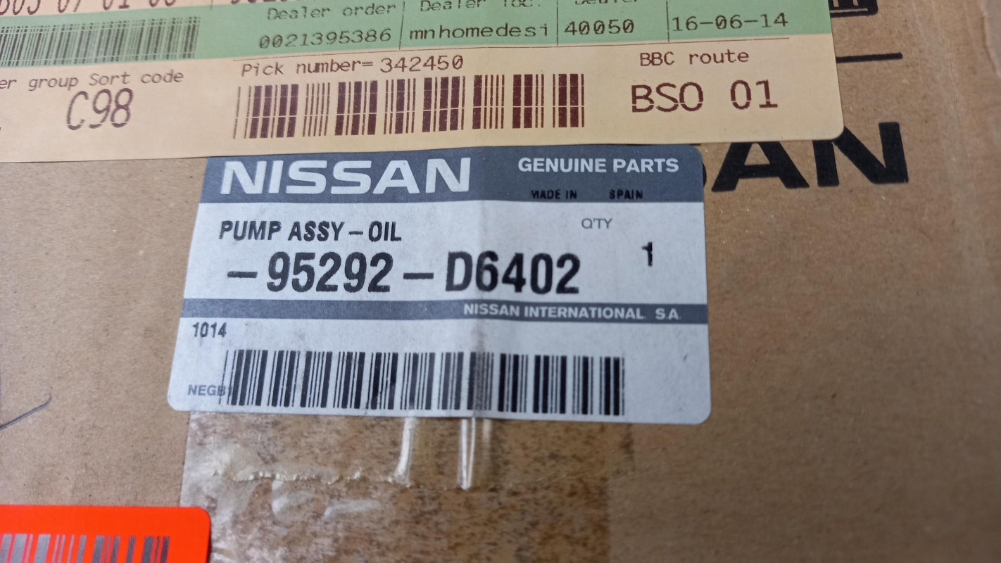 Original NISSAN Ölpumpe für Kabine Anheben 95292D6402
