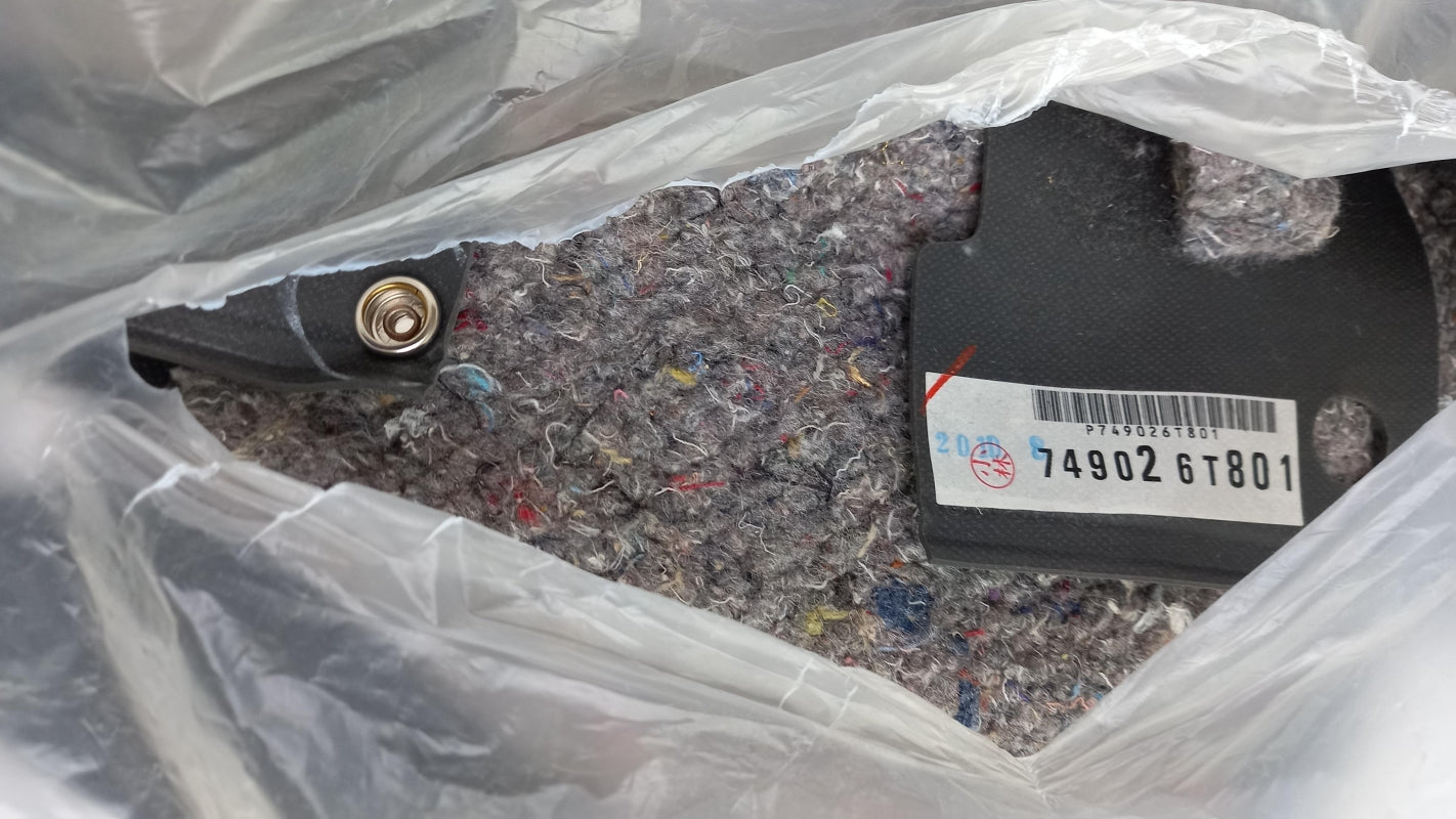 Original NISSAN Cabstar Fußmatte 749026T801