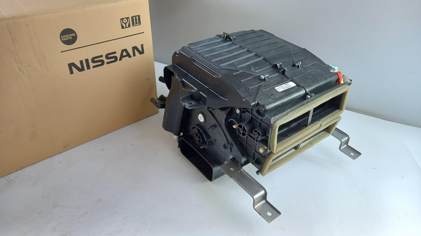 Original NISSAN Cabstar F24M Heizgehäuse 27110MB41A