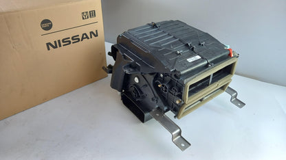 Original NISSAN Cabstar F24M Heizgehäuse 27110MB41A