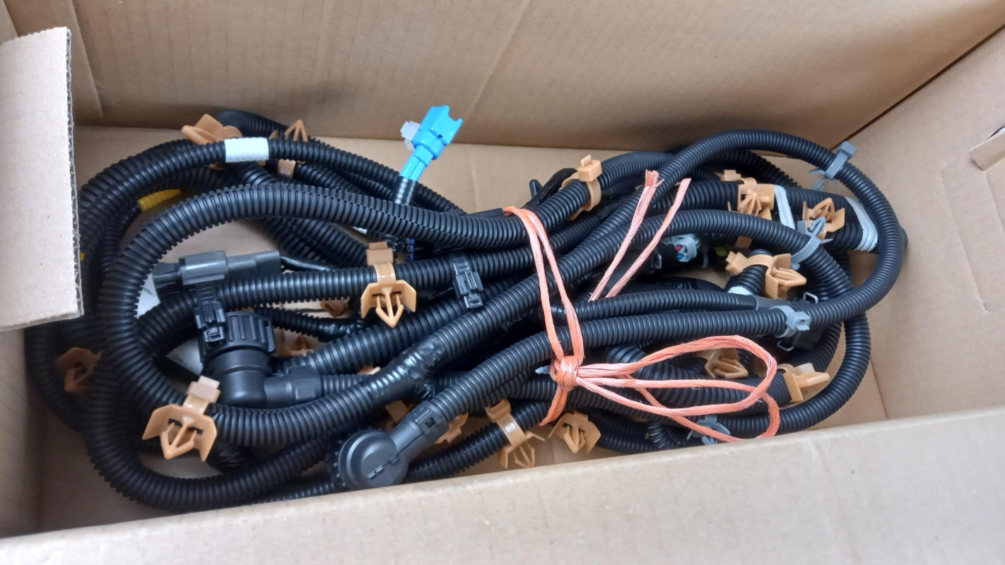 Original OE NISSAN Kabelbaum 24015LC61B