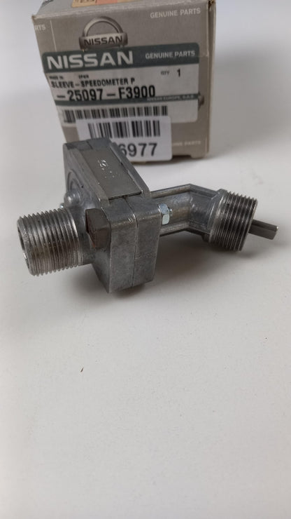 Original OE NISSAN Hülse 25097F3900