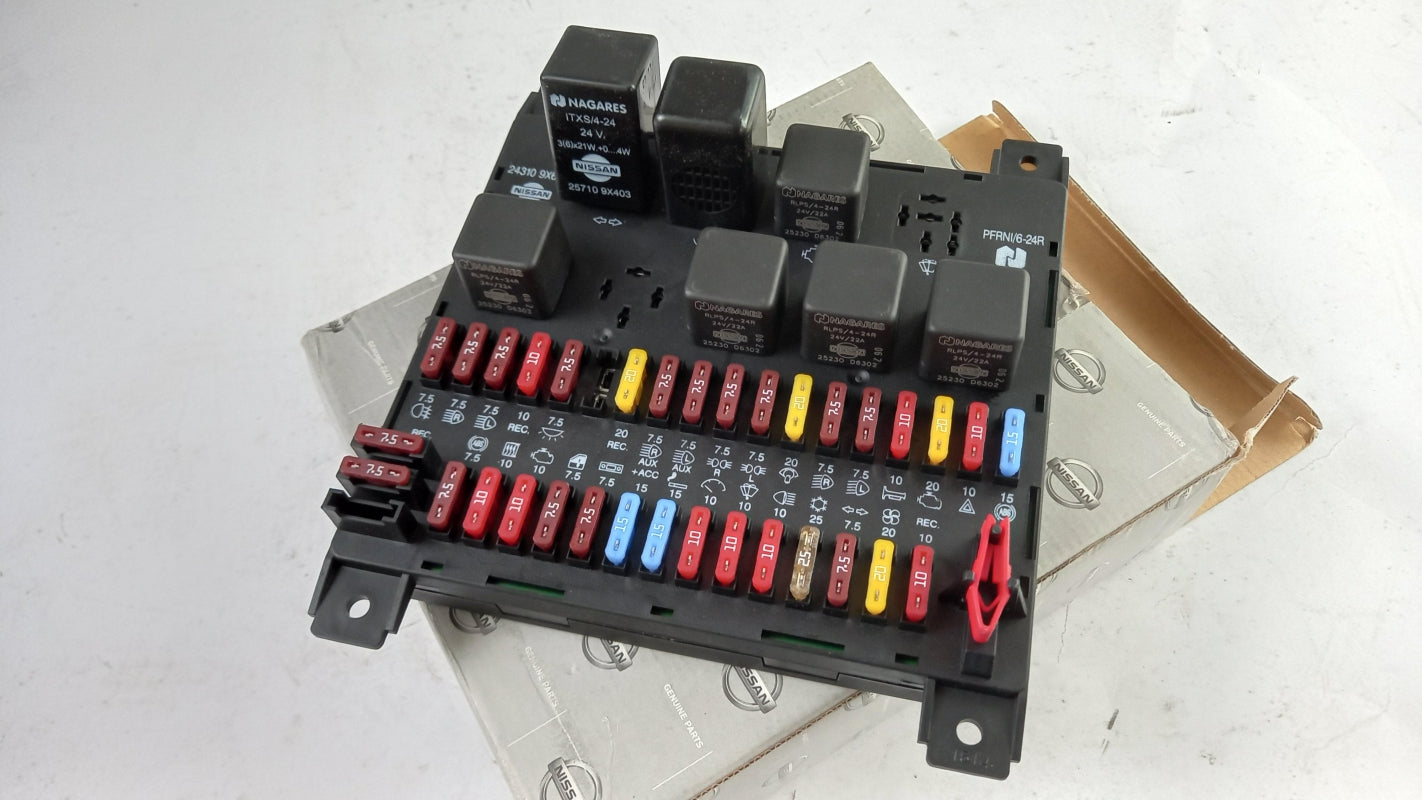 Original OE NISSAN Sicherungskasten 243109X600