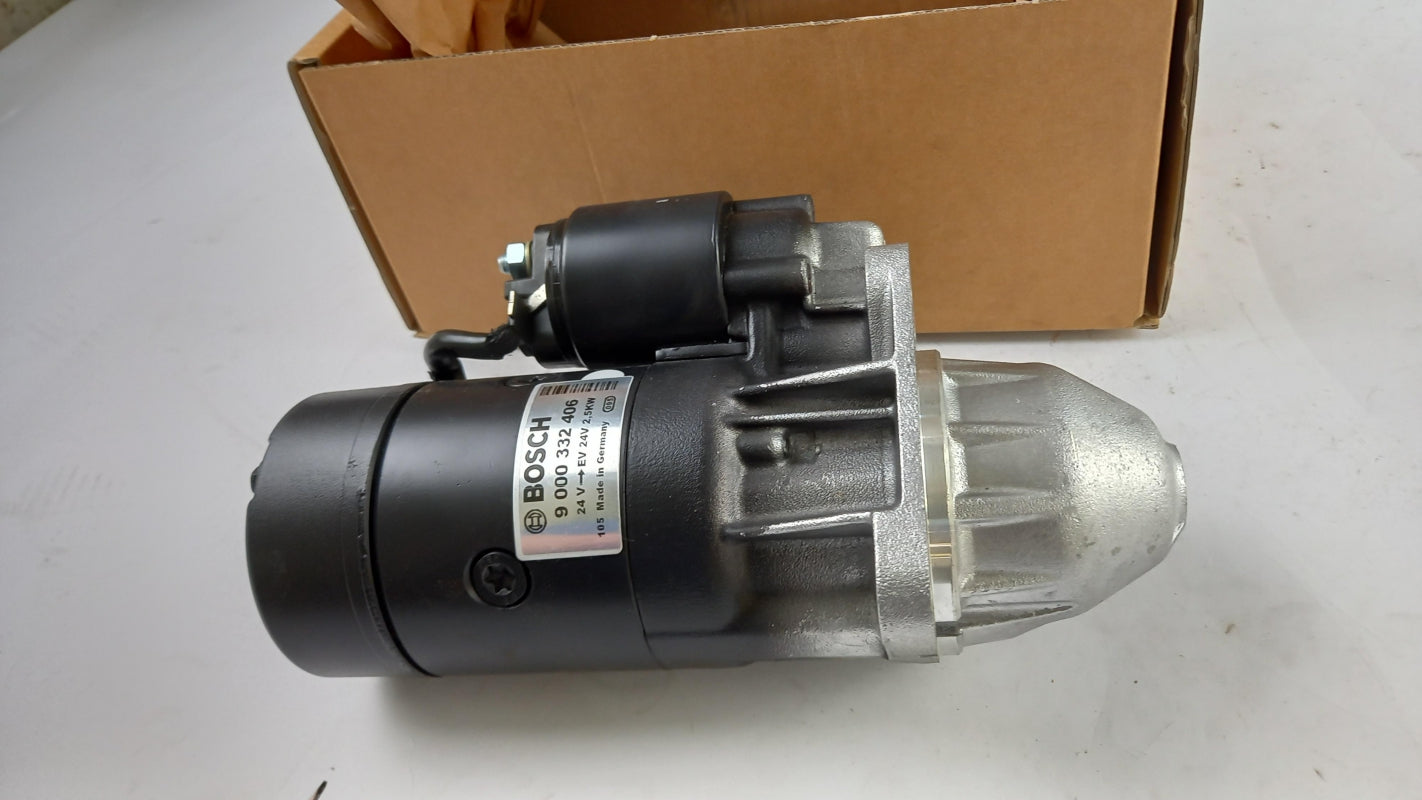 Original NISSAN Cabstar Atleon Anlasser 23300D870A