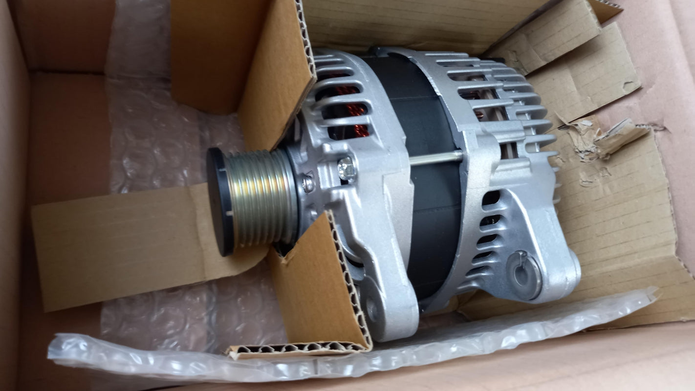 Original OE NISSAN Lichtmaschine 2310000Q3F