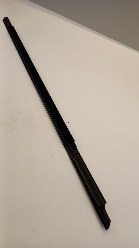 Original OE MERCEDES-BENZ Türscheiben Dichtung A2537202701