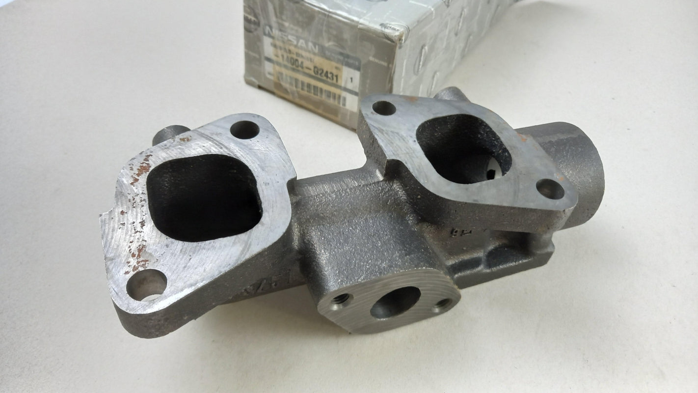 Original OE NISSAN exhaust manifold 14004G2431