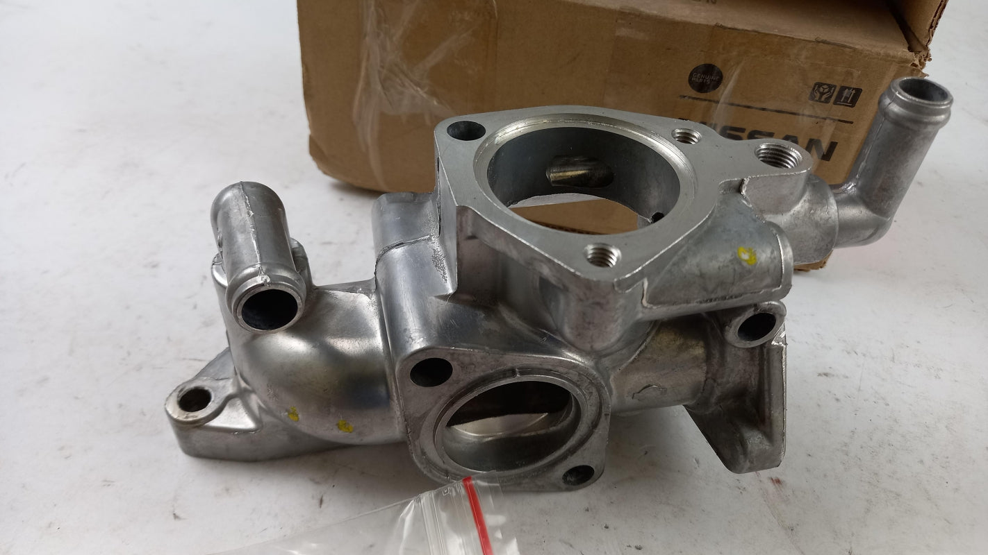 Original OE NISSAN Thermostatgehäuse 1105969T62
