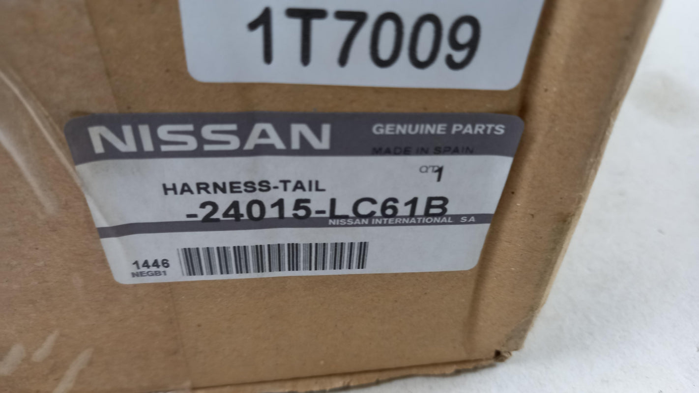 Original OE NISSAN Kabelbaum 24015LC61B