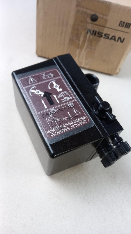 Original NISSAN Ölpumpe für Kabine Anheben 95292D6402