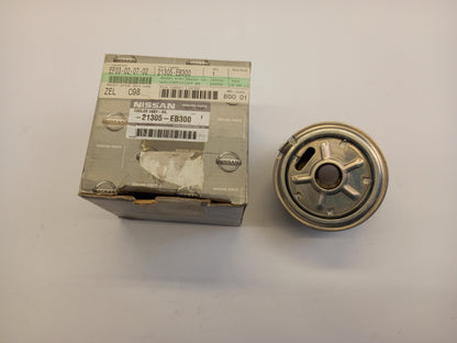 Original OE NISSAN Motorölkühler 21305EB300