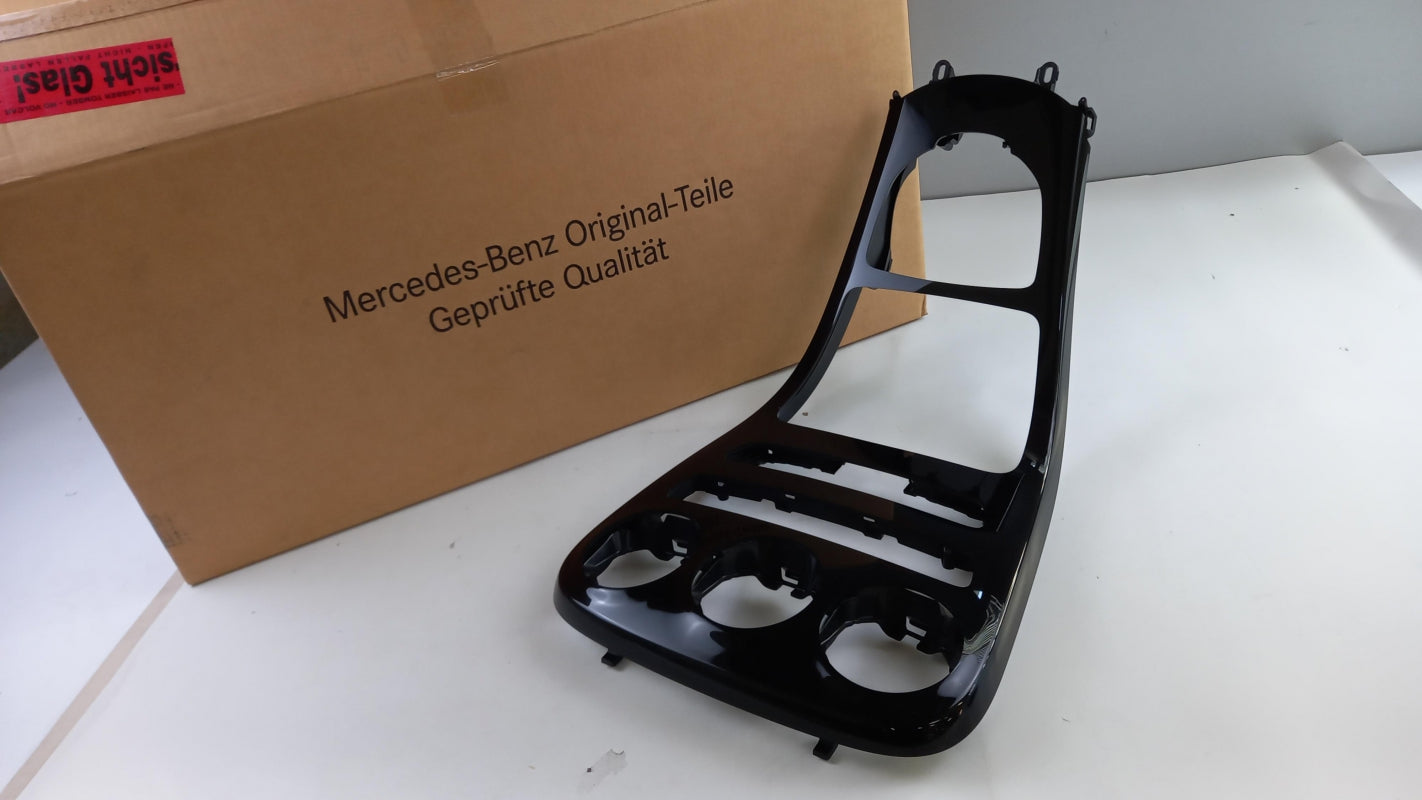 Original MERCEDES-BENZ C-klasse W205 C205 V205 Mittelkonsole Teil A2056803208
