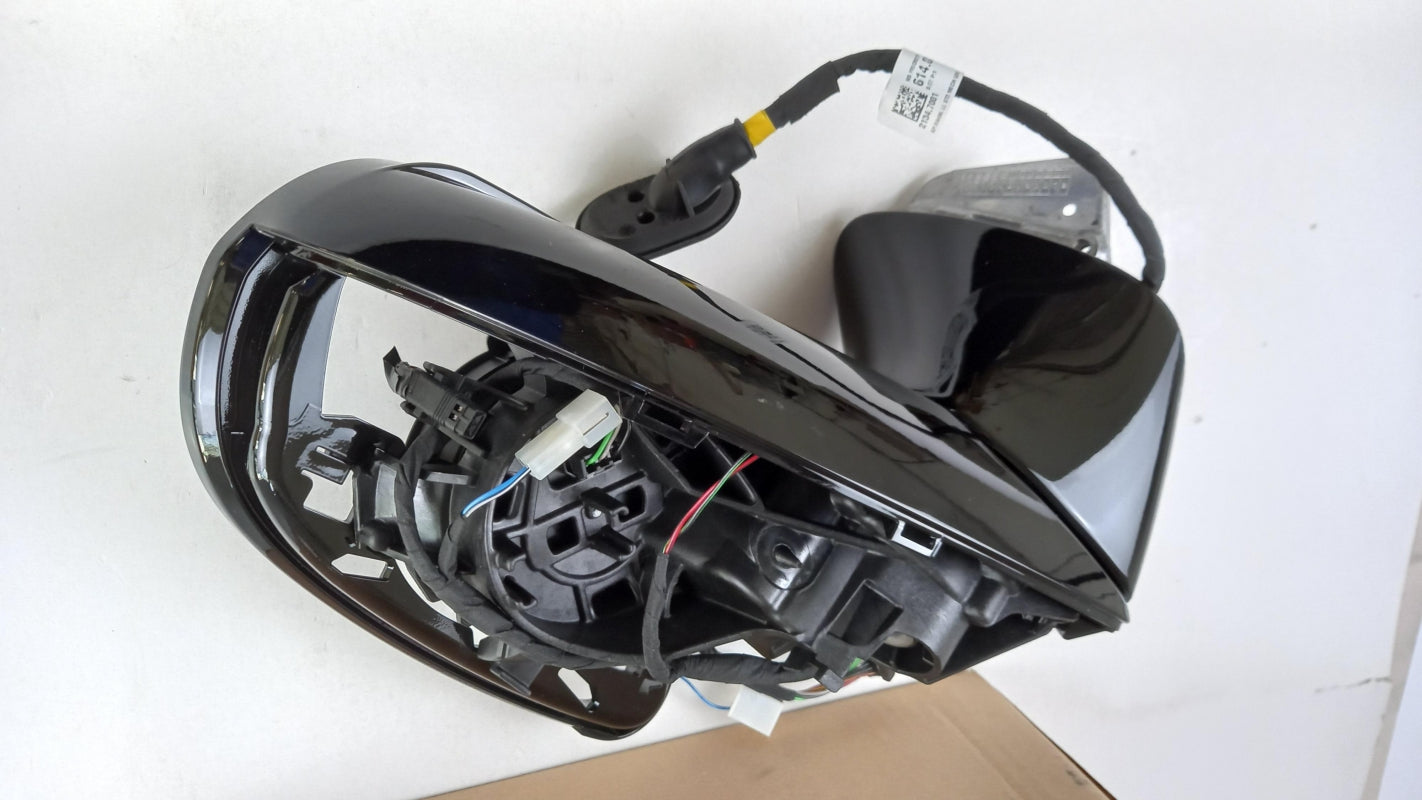 Original MERCEDES-BENZ CLS C257 Außenspiegel Gehäuse vorne links A2578107100