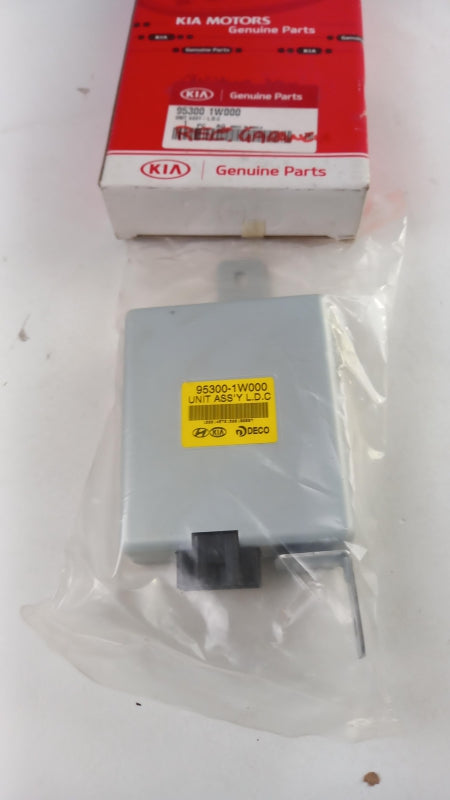 Original OE HYUNDAI/KIA Spannungswandler 953001W000