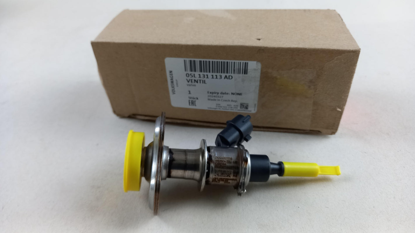 Original OE Volkswagen Injektor Düse 05L131113AD