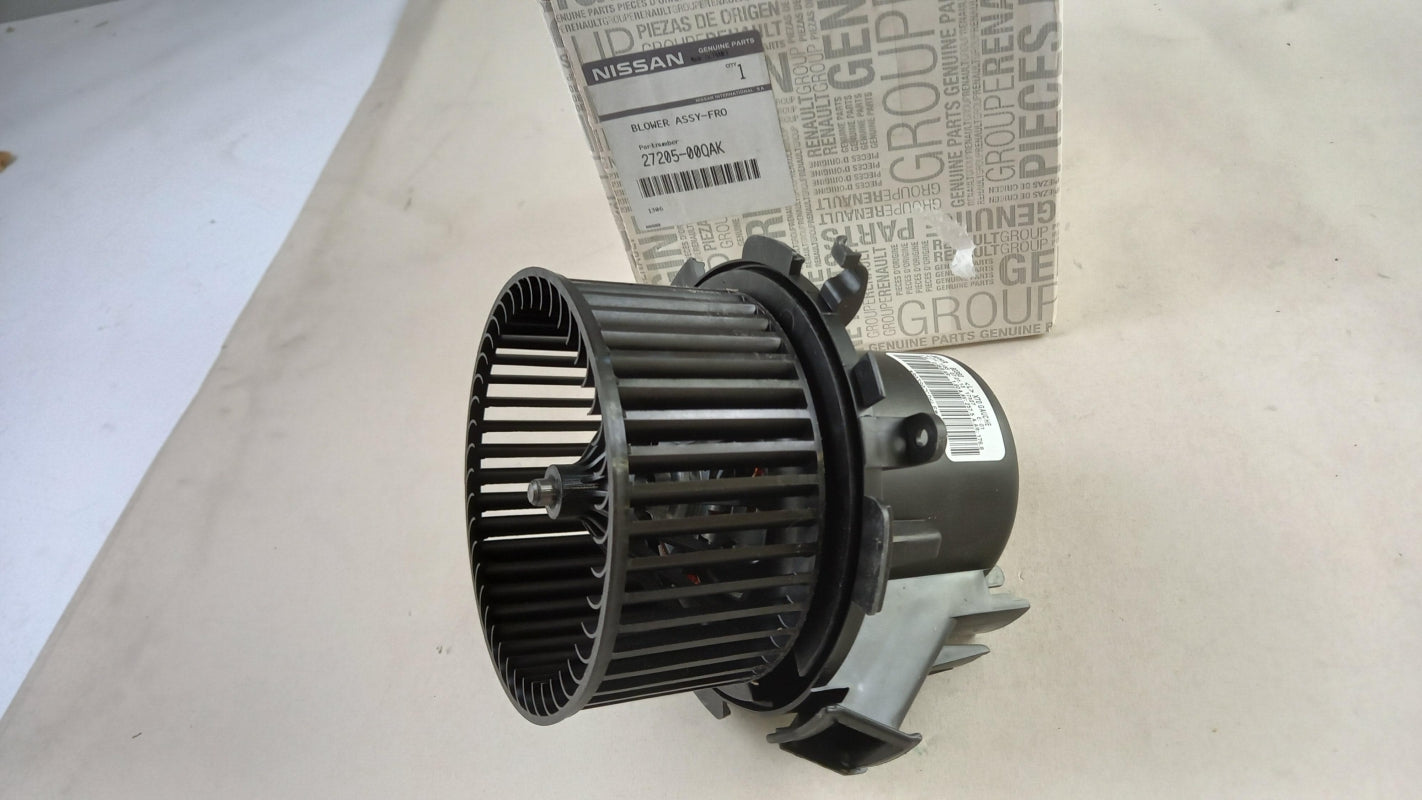 Original NISSAN Interstar (X70) Innenraumgebläse 2720500QAK
