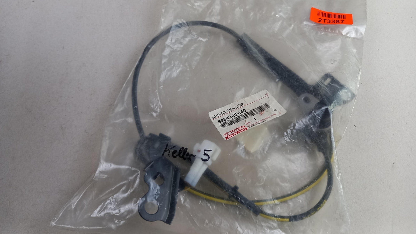 Original OE TOYOTA Raddrehzahl Sensor 8954202040