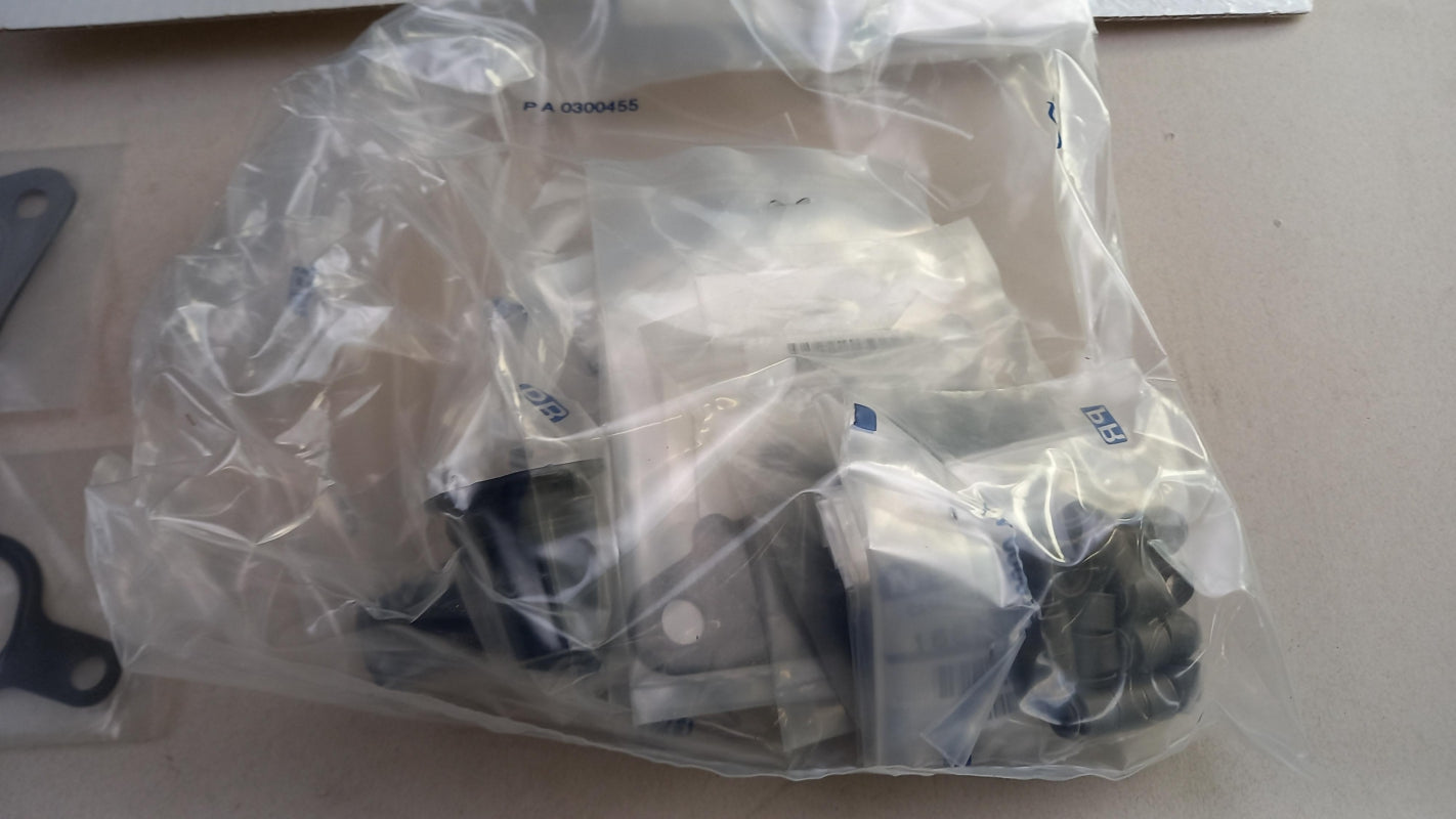 Original OE NISSAN Zylinderkopf Dichtungssatz 11042BN027