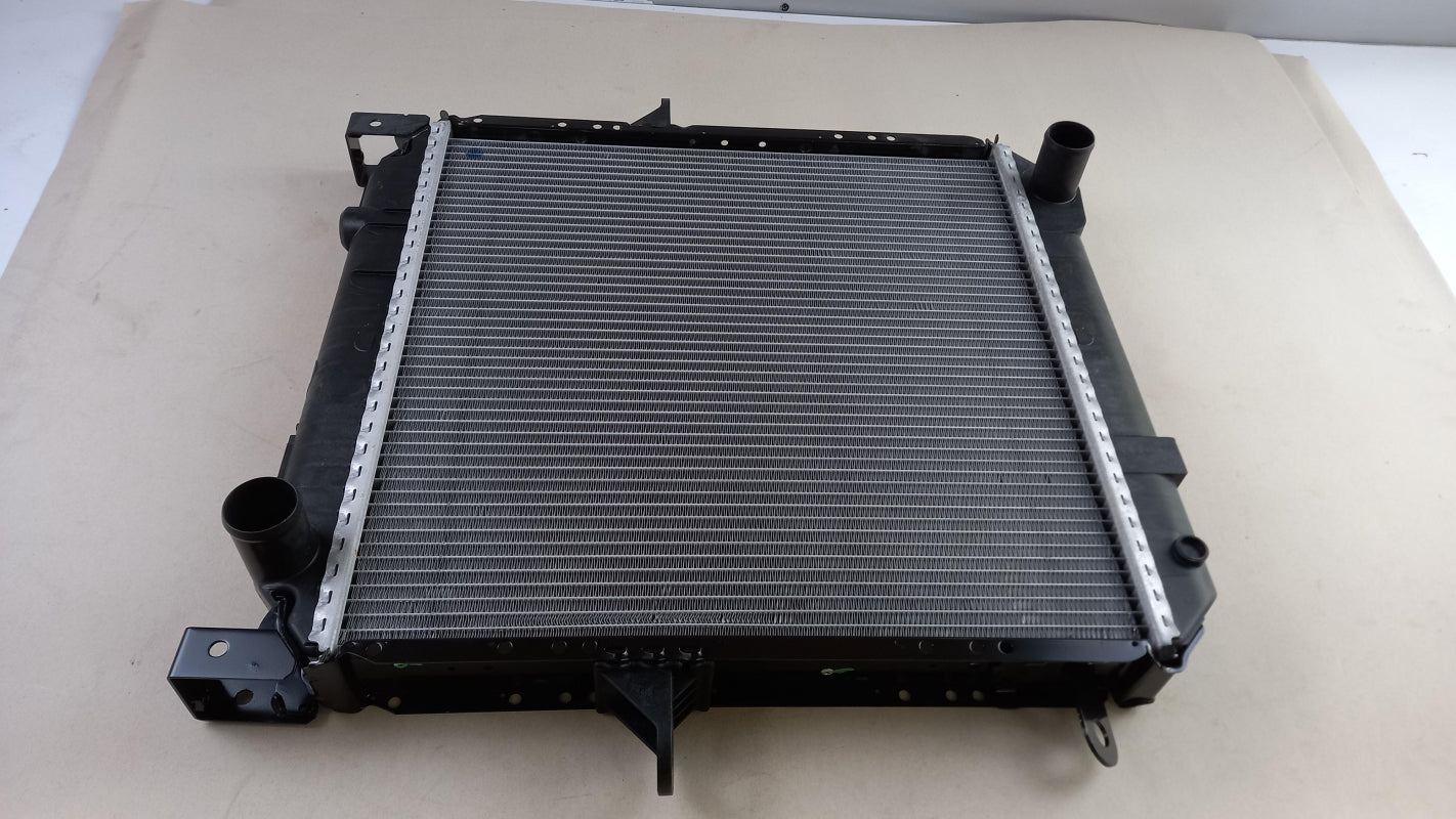 Original OE NISSAN Wasserkühler 214009X401