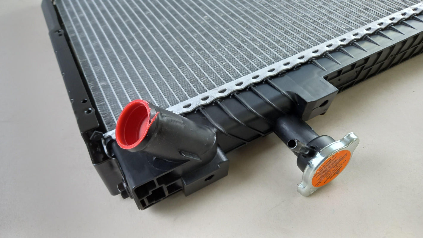 Original NISSAN Atleon TK3 Cabstar F24M TK-55  Wasserkühler 21400MD41C