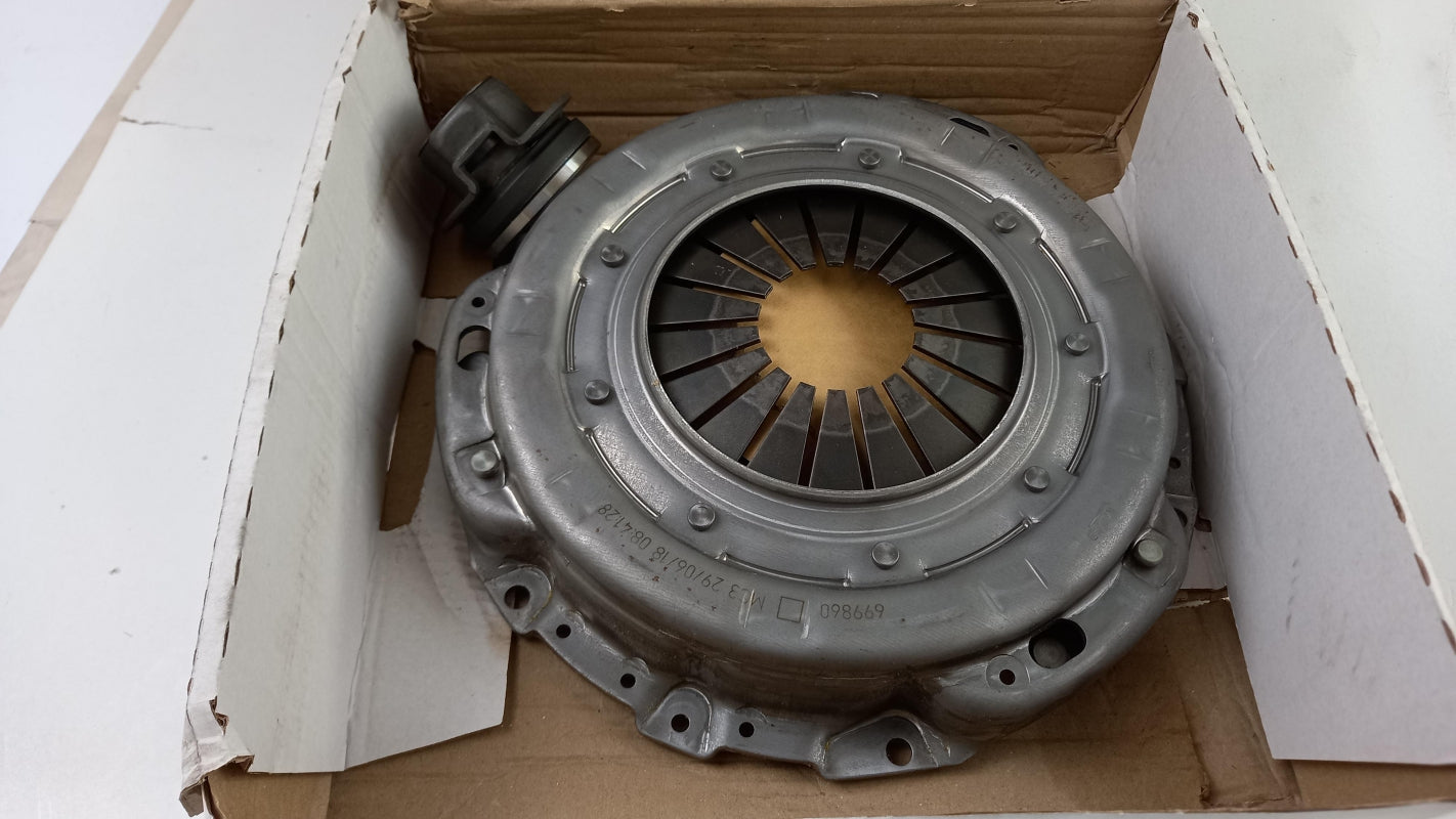 Original OE NISSAN Kupplungssatz 300019X430
