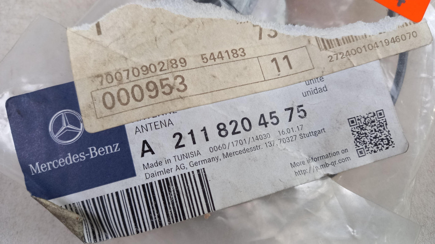 Original MERCEDES-BENZ W164 X164 S211 W251 GPS Antenne A2118204575