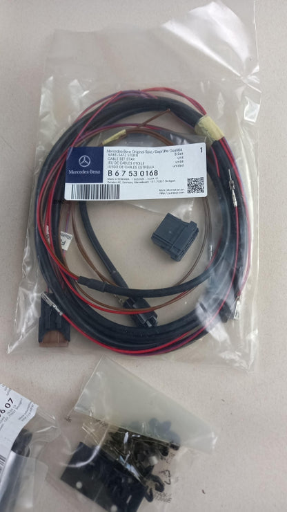 Original OE MERCEDES-BENZ Kühleremblem A9438170316