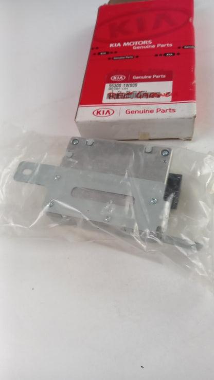 Original OE HYUNDAI/KIA Spannungswandler 953001W000