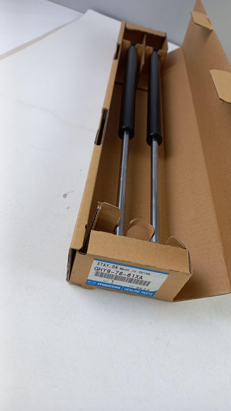 Original MAZDA 6 (GJ1/GL) 2012-2018 Heckklappendämpfer Satz GHY97661XA