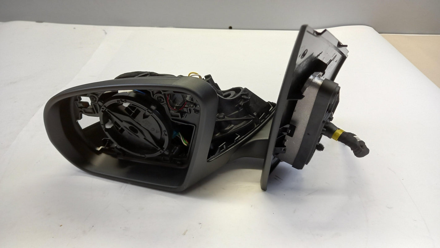 Original MERCEDES-BENZ B-klasse Außenspiegel Links A2478108105