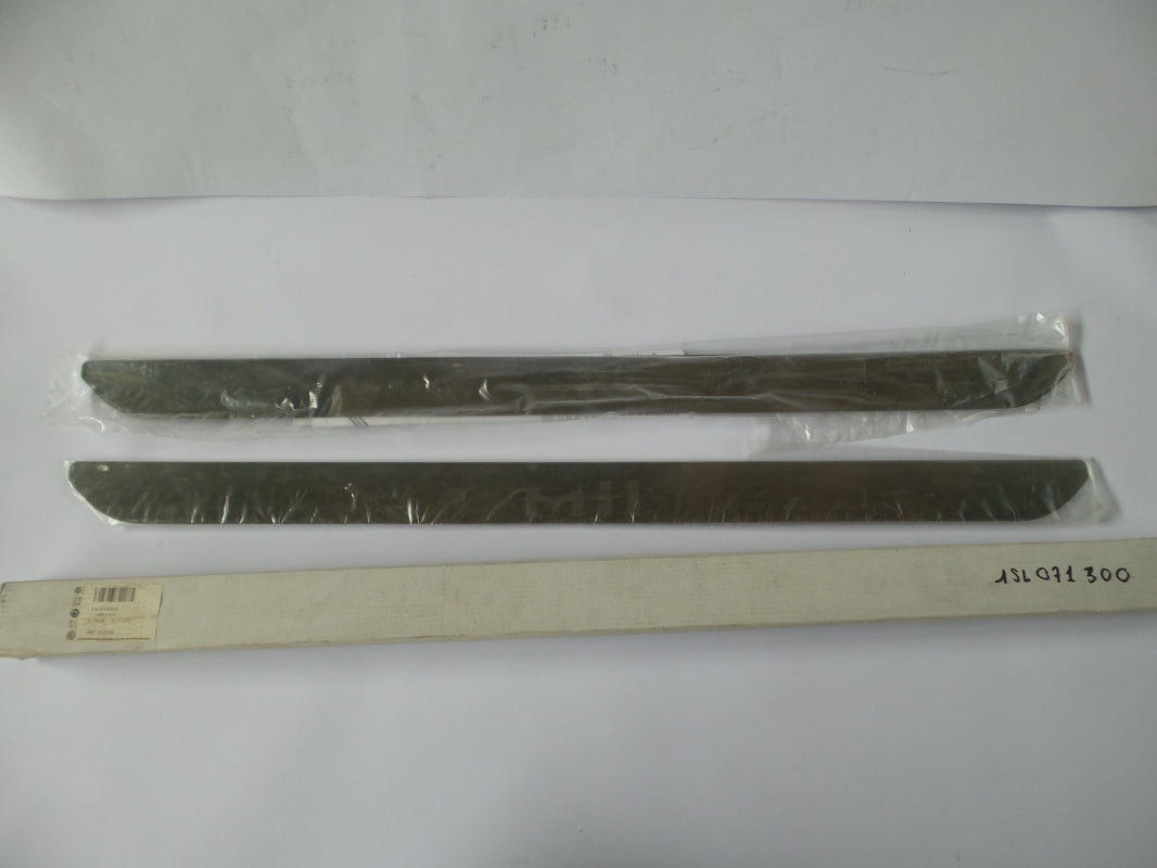 Original Seat Mii 3-Türer (2011-2021) Einstiegsleisten Satz Edelstahl 1SL071300