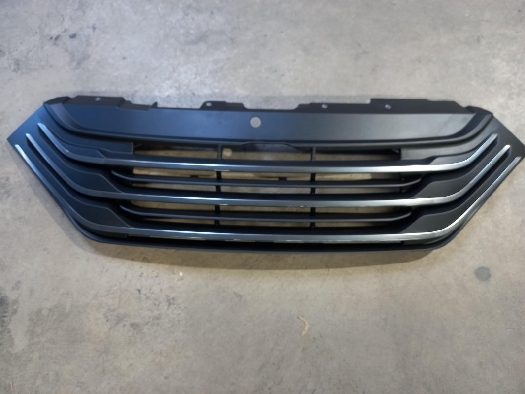 Original OE IVECO radiator grille 5802799786 