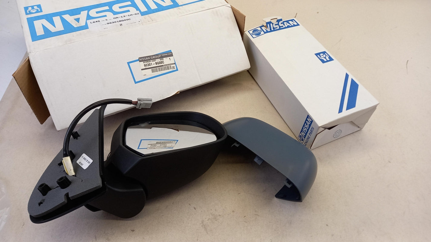 Original OE NISSAN Außenspiegel 96301BG00C