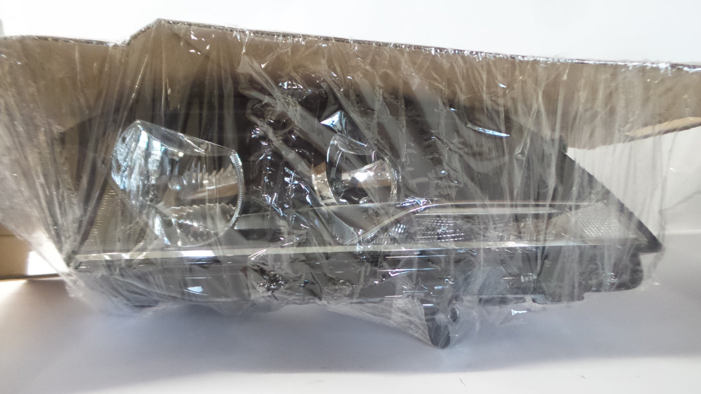 Original VW Passat B7 Halogen Hauptscheinwerfer Frontlicht rechts 3AB941006