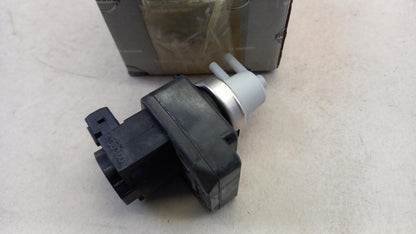 Original NISSAN Cabstar Pathfinder Navara Turbolader Druckwandler 14956EB300